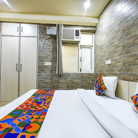 Fabhotel Model Town New Delhi Exterior photo